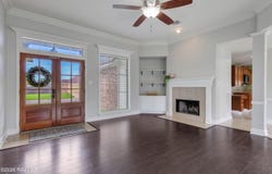 102 Doe Lane, Broussard, LA 70518