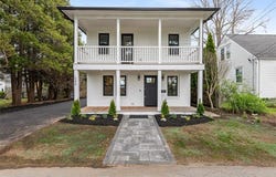 540 Middle Highway, Barrington, RI 02806