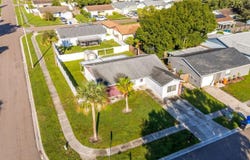 1002 PINE RIDGE Circle, BRANDON, FL 33511