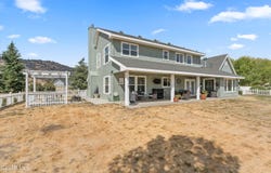 27450 Harness Drive, Tehachapi, CA 93561