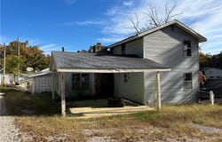 28 H And A Lane, Roach, MO 65787