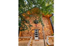 30 W Spencer Road, Campton, KY 41301