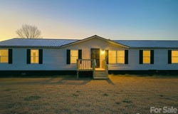2976 Stephens Road, Bethune, SC 29009