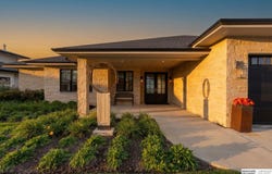 28426 Laurel Circle, Valley, NE 68064