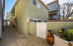 16862 12th St 1, Sunset Beach, CA 90742