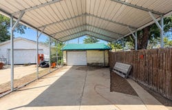 1013 E Kingsmill Ave, Pampa, TX 79065
