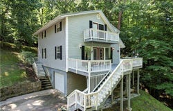 50 Mountaineer Heights Drive, Elkview, WV 25071