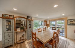 1987 S CLAREMONT Dr E, Bountiful, UT 84010