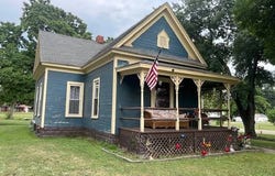 142 S Green, Meredosia, IL 62665