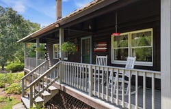 15 Thompson Rd, Hubbardston, MA 01452