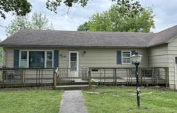 511 Meng Street, Greenfield, MO 65661