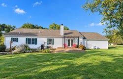 20930 Kerr Ln, Rushville, IL 62681