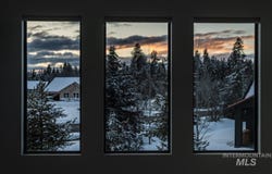 1047 Kaitlyn Loop, McCall, ID 83638