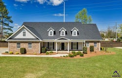 32 Willow Lake Drive, Warner Robins, GA 31093