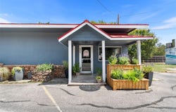 605 N Water St, Burnet, TX 78611