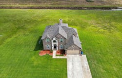 2375 Diamond D Dr., Beaumont, TX 77713