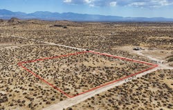 E Avenue P-3, Palmdale, CA 93591
