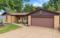 2124 Windemere Drive, Imperial, MO 63052