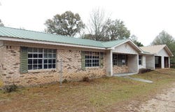 75 L G Collins Road, State Line, MS 39362