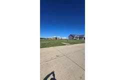 603 Rogers Ln, Center Point, IA 52213