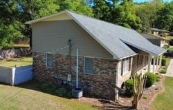 100 HILLTOP CIRCLE, TALLADEGA, AL 35160