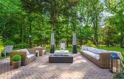 6 Trails End, Rye, NY 10580