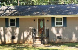 205 Maple St, Tuscumbia, AL 35674
