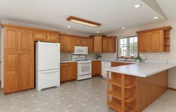 209 Pheasant Lane, Hudson, IL 61748