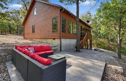 109 Ridge Crest Drive, Mound City, KS 66056