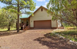 2242 Grizzly Drive, Overgaard, AZ 85933