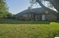2011 E Epicurean Drive, Clinton, MO 64735