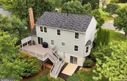 300 HELEN Court, STERLING, VA 20164
