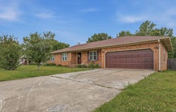 1303 Daniel Drive, Paragould, AR 72450