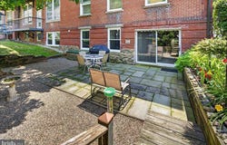 1 ACADEMY Court, PENNINGTON, NJ 08534