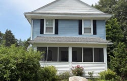 302 Walsh Street, South Bend, IN 46617-2417