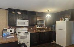 421 Walton, PETTUS, TX 78146