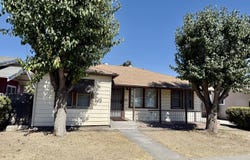 517 S Kaweah Avenue, Exeter, CA 93221