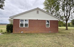 875 GLENDALE Rd, Newbern, TN 38059