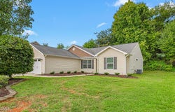 2848 Barksdale Drive, Haw River, NC 27258