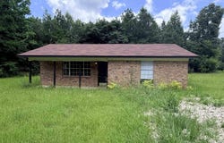 5142 E County Road 3185, Mt Enterprise, TX 75681