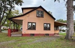 16 Cottage Street, Wallkill, NY 12589