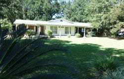 5055 Serry Ln, Pace, FL 32571