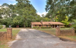 977 Whitehall Drive, Sumter, SC 29154