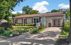 213 OAK ST, CHARLOTTESVILLE, VA 22902