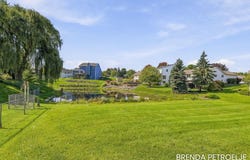 7043 Maplelawn Drive, Hudsonville, MI 49426