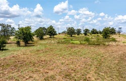 N Magnolia Ave, Luling, TX 78648