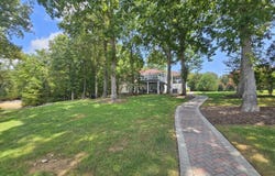 104 Deer Walk Trl, Huddleston, VA 24104