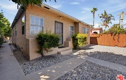 563 Brooks Ave, Venice, CA 90291