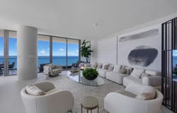 2000 S Ocean Dr, Hallandale Beach, FL 33009