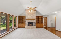 203 Oak Cluster Drive, Columbus, TX 78934